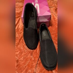 Skechers Women's Go Walk 5, black, US 9.5